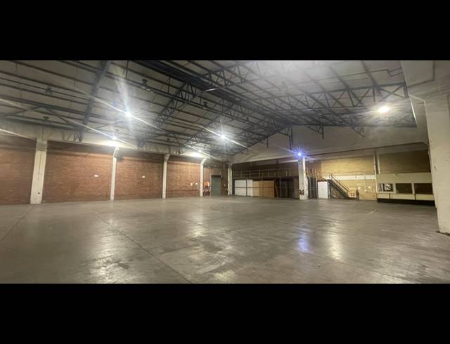 6,220M² WAREHOUSE TO LET IN DIEP RIVER